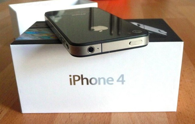 Sau Iphone 4S, Apple tiếp tục hồi sinh Iphone 4